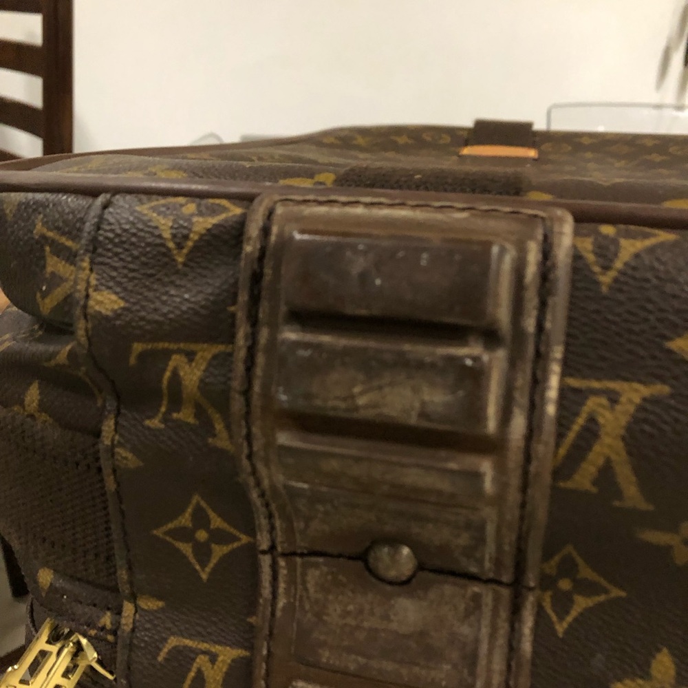 LV VINTAGE 💯 AUTHENTIC!! - Picture 7 of 8